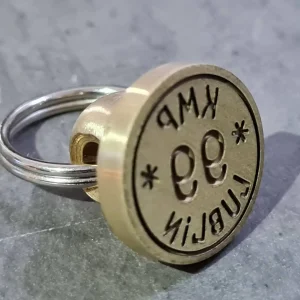 referentka mosiężna