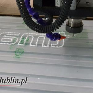 frezowanie cnc plexi